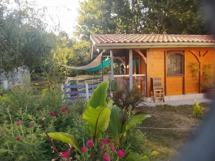 Cottage pour 2 personnes, avec jardin ainsi que piscine et vue, animaux acceptés à Pontenx-les-Forges