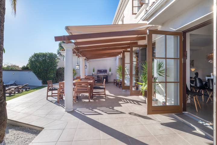 Villa 'Scandinavian Design' mit Meerblick, Wlan und Klimaanlage in Marbella West, Marbella