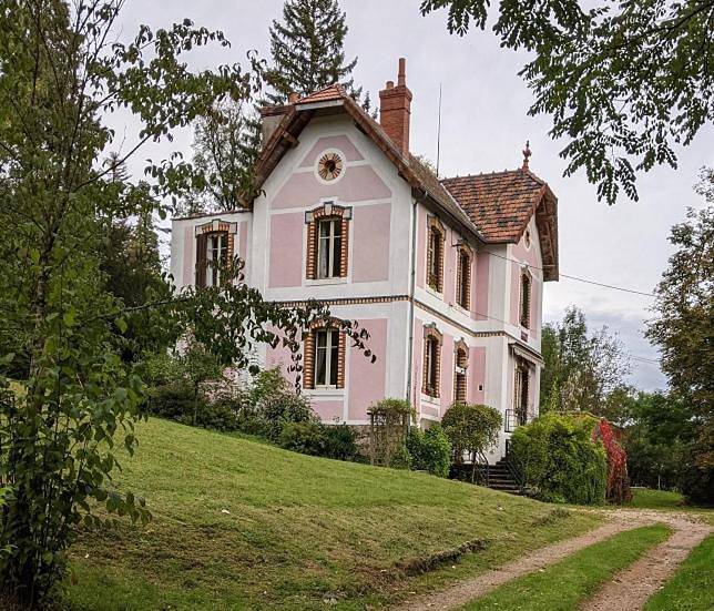 Chambre d’hôte pour 2 personnes, avec piscine ainsi que jardin et vue, adapté aux familles - 1