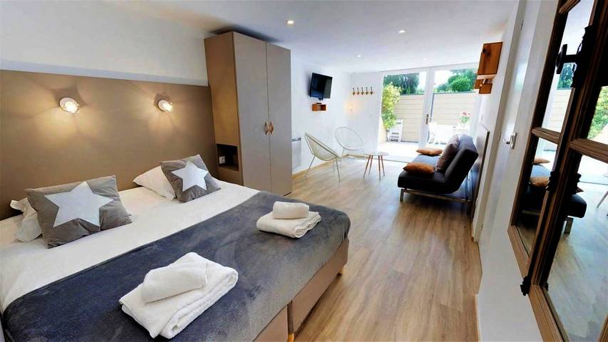 Location de vacances pour 5 personnes, avec jardin et piscine à Saint-Péray - 4