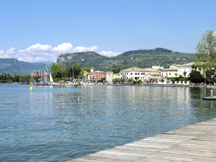 Villa pour 8 personnes, avec piscine et terrasse à Bardolino
