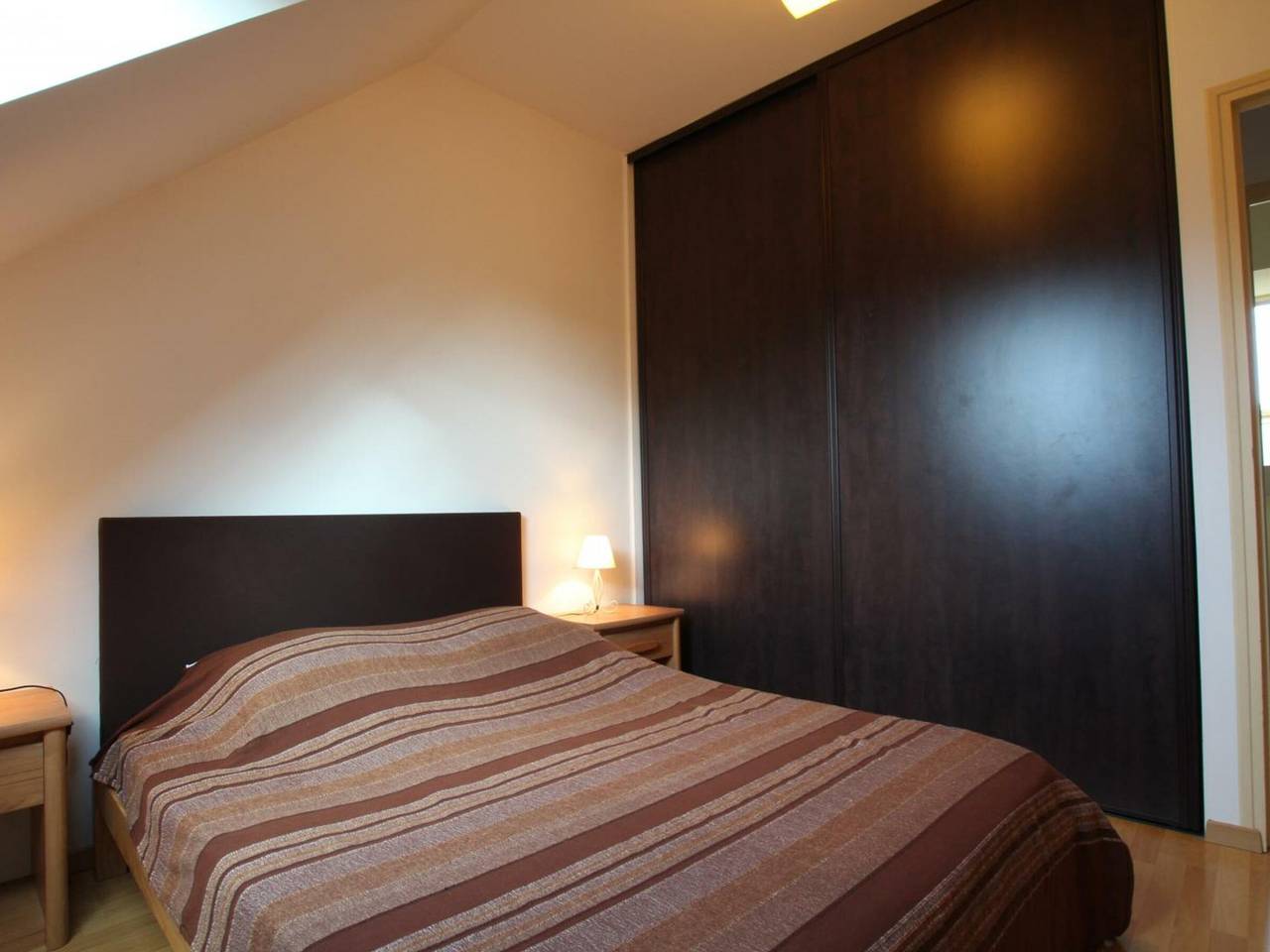 Gîte cosy avec terrasse près du Mont St-Michel - jardin, animaux acceptés, services et équipements inclus in Dragey-Ronthon, Baie du Mont-Saint-Michel