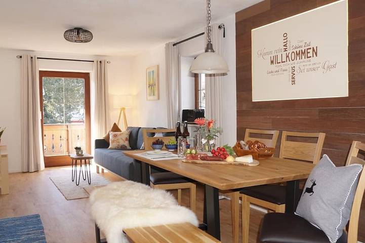Ferienwohnung für 3 Personen, mit Balkon und Garten