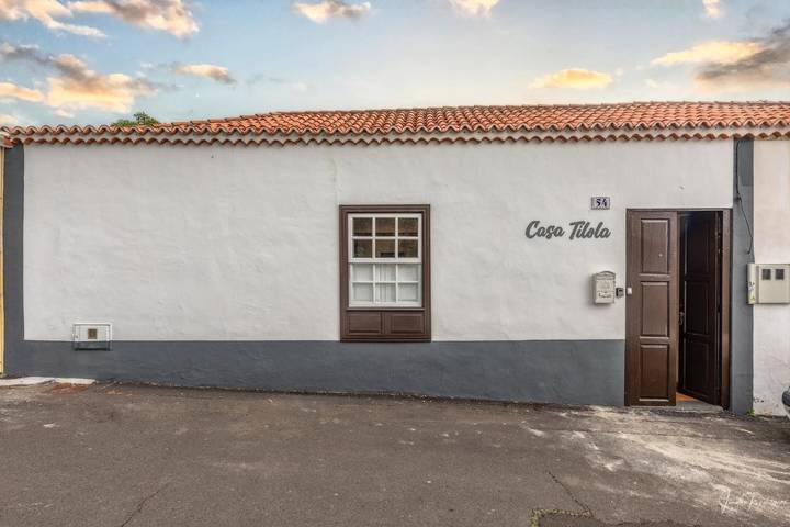Apartamento entero, Apartamento 'Casa Tilola' con vistas a la montaña, Wi-Fi y aire acondicionado in Retamar (Islas Canarias), Los Llanos de Aridane