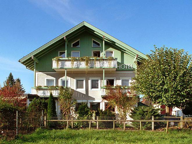 Gartenhotel Salzach***garni - Einzelzimmer in Burghausen, Landkreis Altötting