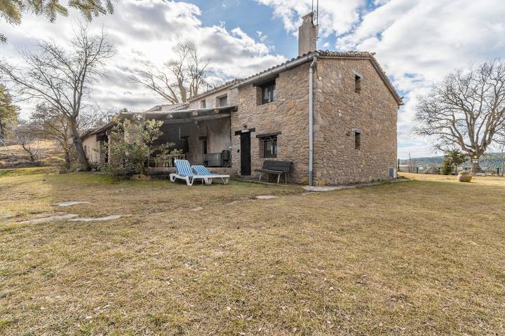 Chalet para 5 personas, con jardín, Se admiten mascotas en Berguedà - 2