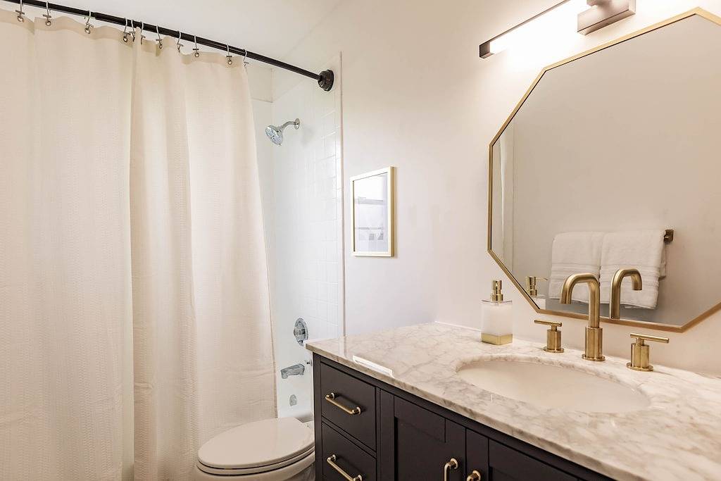 Serene Waterfront Home with Pool. Minutes to Sanibel & Fort Myers Beach. in Iona, Southwest Florida