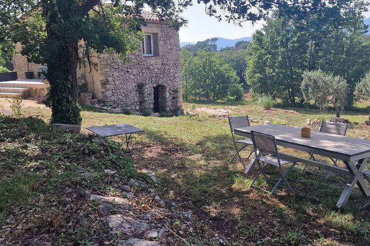 Agriturismo für 2 Personen, mit Garten in Fayence