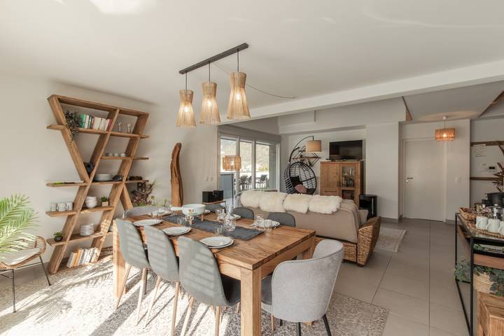 Gîte pour 6 personnes, avec Terrasse à Sallanches