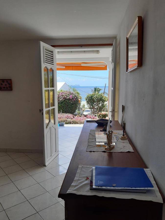 Location de vacances pour 6 personnes, avec jardin et vue à Vieux-Fort - 2