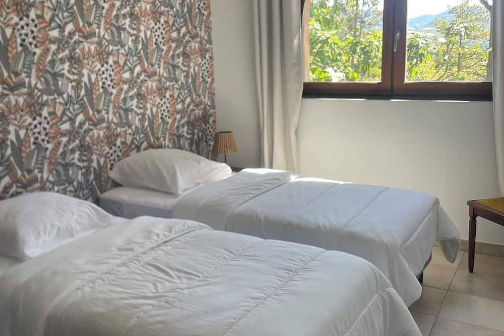 Welcome to the 3epis gîte \"La Tournelle\", your cocoon in Drôme in Crest, Die region