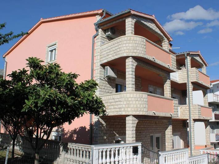 Ferienwohnung für 4 Personen, mit Balkon in Podstrana