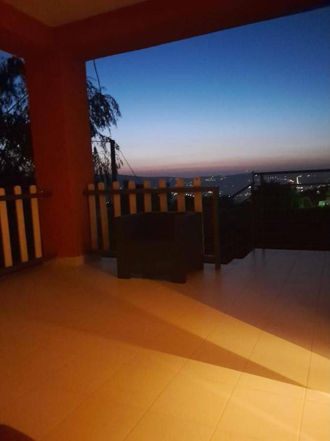 Cottage per 8 persone, con Balcone e Terrazza nonché Giardino in Basilicata