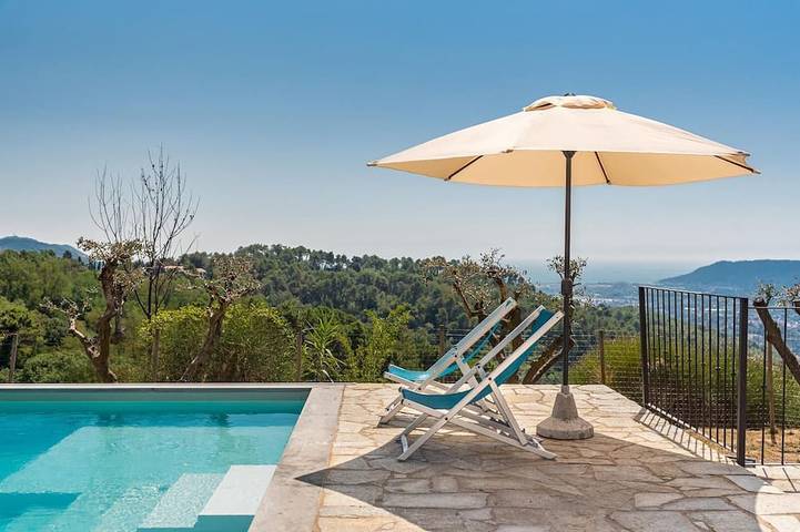 Villa per 12 persone, con idromassaggio e giardino nonché sauna - 1