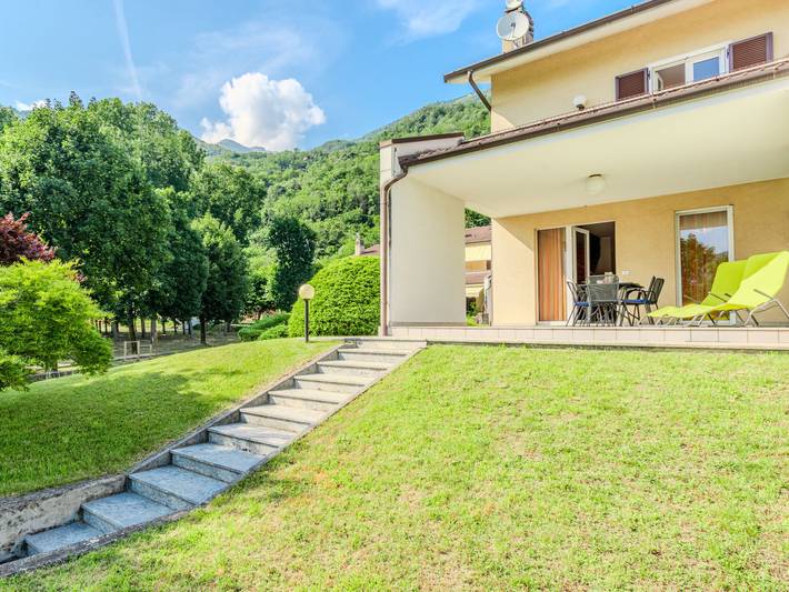 Ferienhaus für 6 Personen, mit Terrasse und Ausblick sowie Garten am Comer See