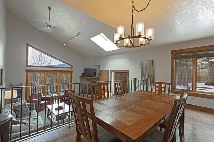 Vacation rental for 8 people, with hot tub and terrace in Whitefish