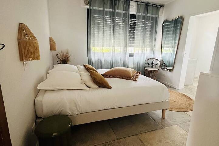 Location de vacances pour 15 personnes, avec piscine à Castries - 4