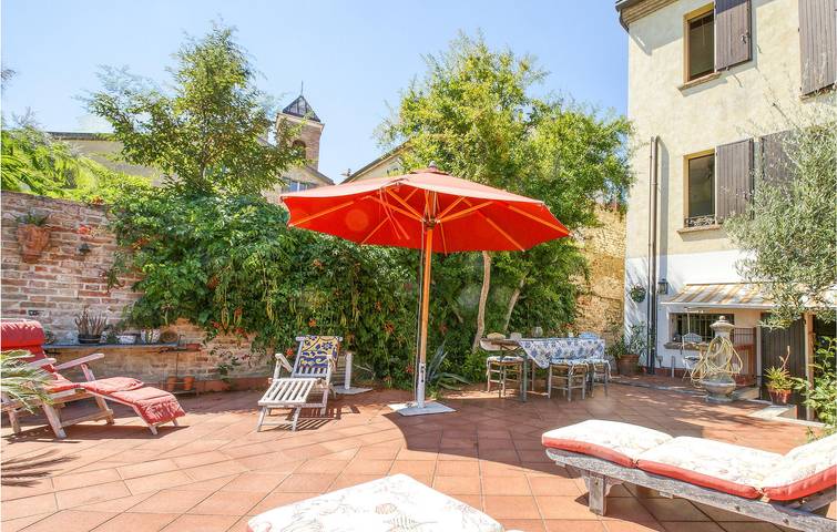 Appartamento per 4 persone, con giardino a Pesaro