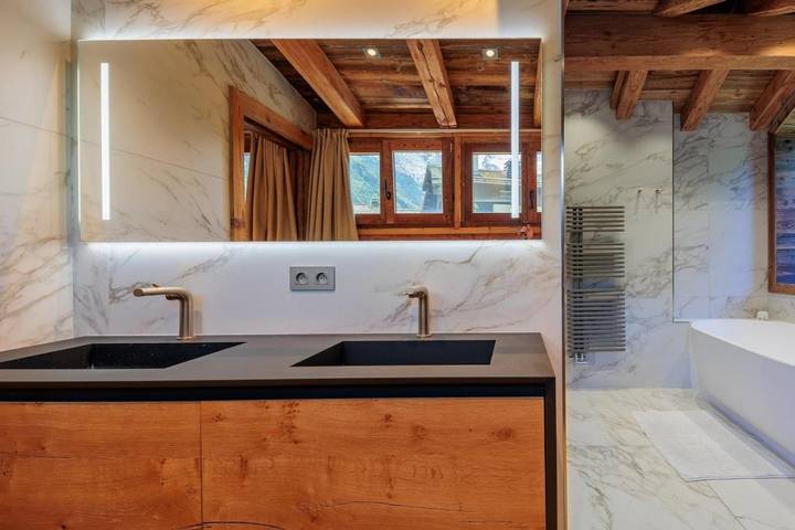 Gîte pour 12 personnes, avec vue ainsi que jardin et sauna à Voreppe - 3