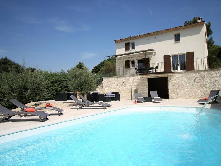 Villa pour 7 personnes, avec Terrasse ainsi que Jardin et Piscine à Apt