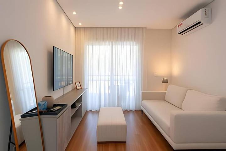 Casas e apartamentos de temporada para 4 pessoas, com sauna e piscina e ainda jacuzzi and jardim em Morumbi