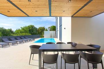 Villa für 8 Personen in Dobrinj, Krk, Bild 2