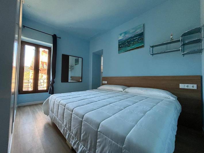 Apartamento de vacaciones para 5 personas, con piscina además de terraza y vistas, Se admiten mascotas en Parc Natural de la Serra d'Espadà - 2