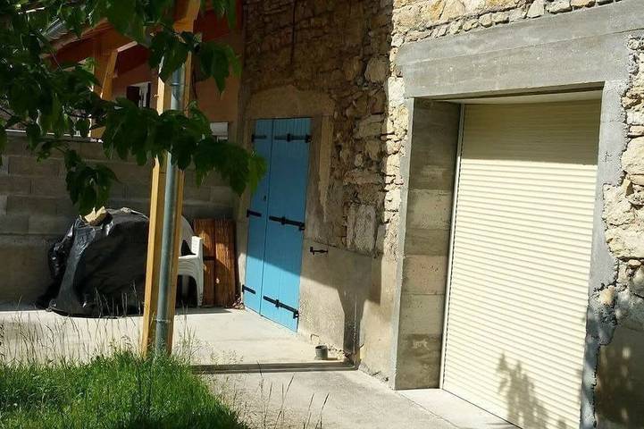 Location de vacances pour 6 personnes à Serrières-de-Briord