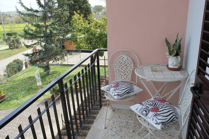 Bed and breakfast per 2 persone, con balcone e giardino - 1
