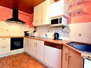 Maison De Vacances pour 10 Personnes dans Butgenbach, Hautes Fagnes, Photo 3