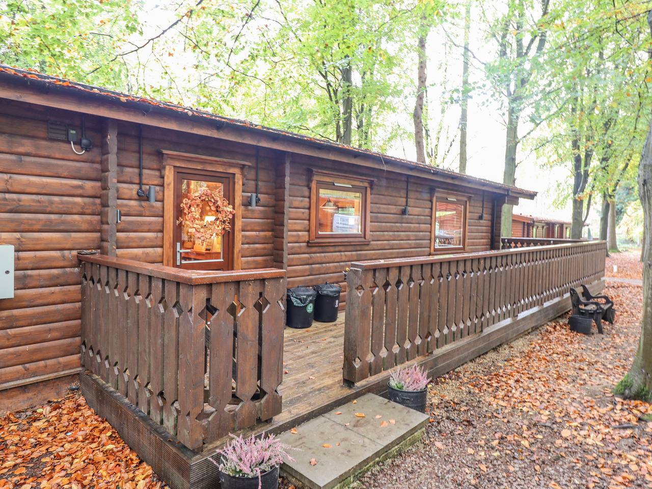 Leafy Hollow Lodge in Legbourne, Lincolnshire