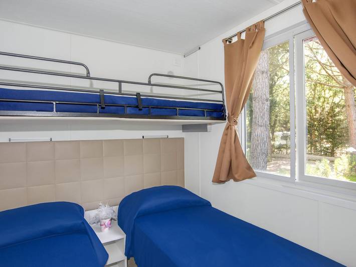 Bungalow für 4 Personen, mit Kinderpool und Terrasse sowie Garten in Italien - 4