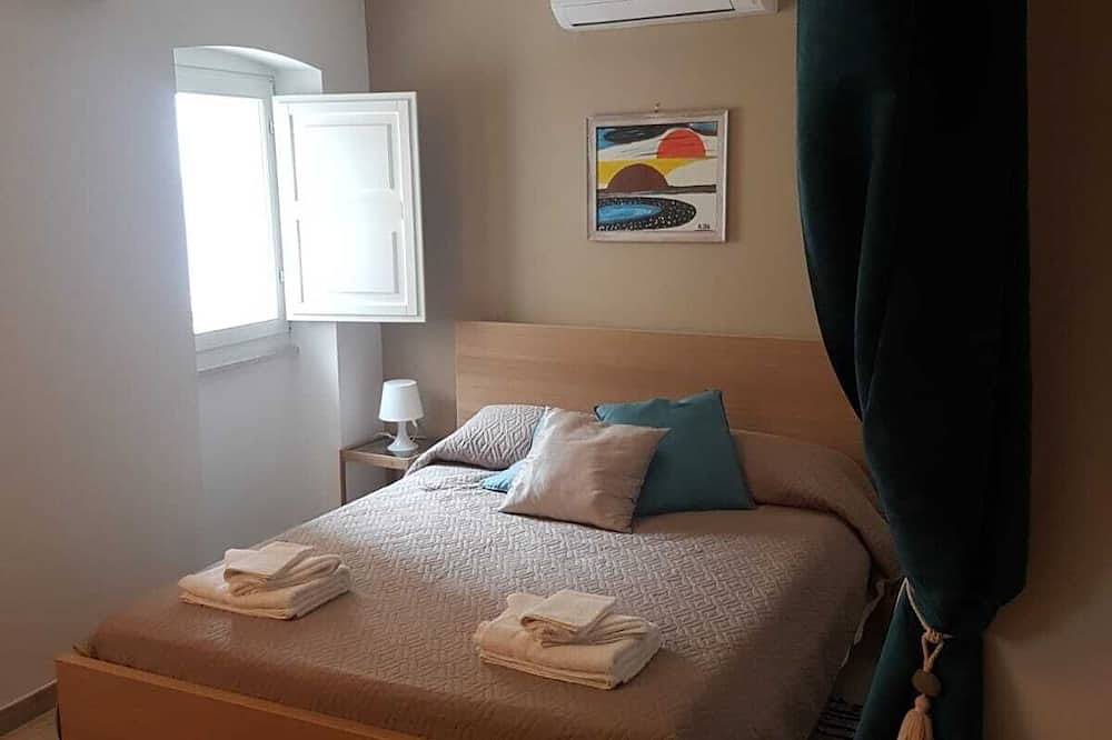 San Salvatore House - house in the historic center - spectacular sea view terrace in Cala Porta Vecchia, Monopoli