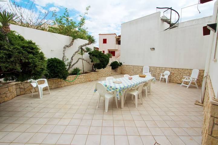 Casa de vacaciones para 7 personas, con balcón y jardín - 1