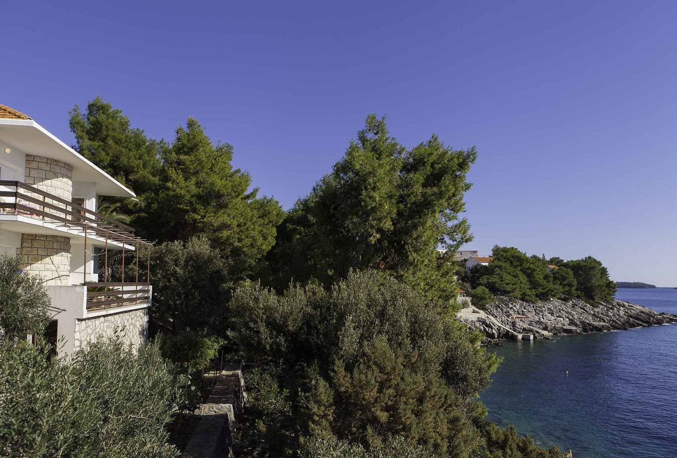 Apartamento vacacional entero, Apartamento vacacional con aire acondicionado y playa privada in Blato, Korcula