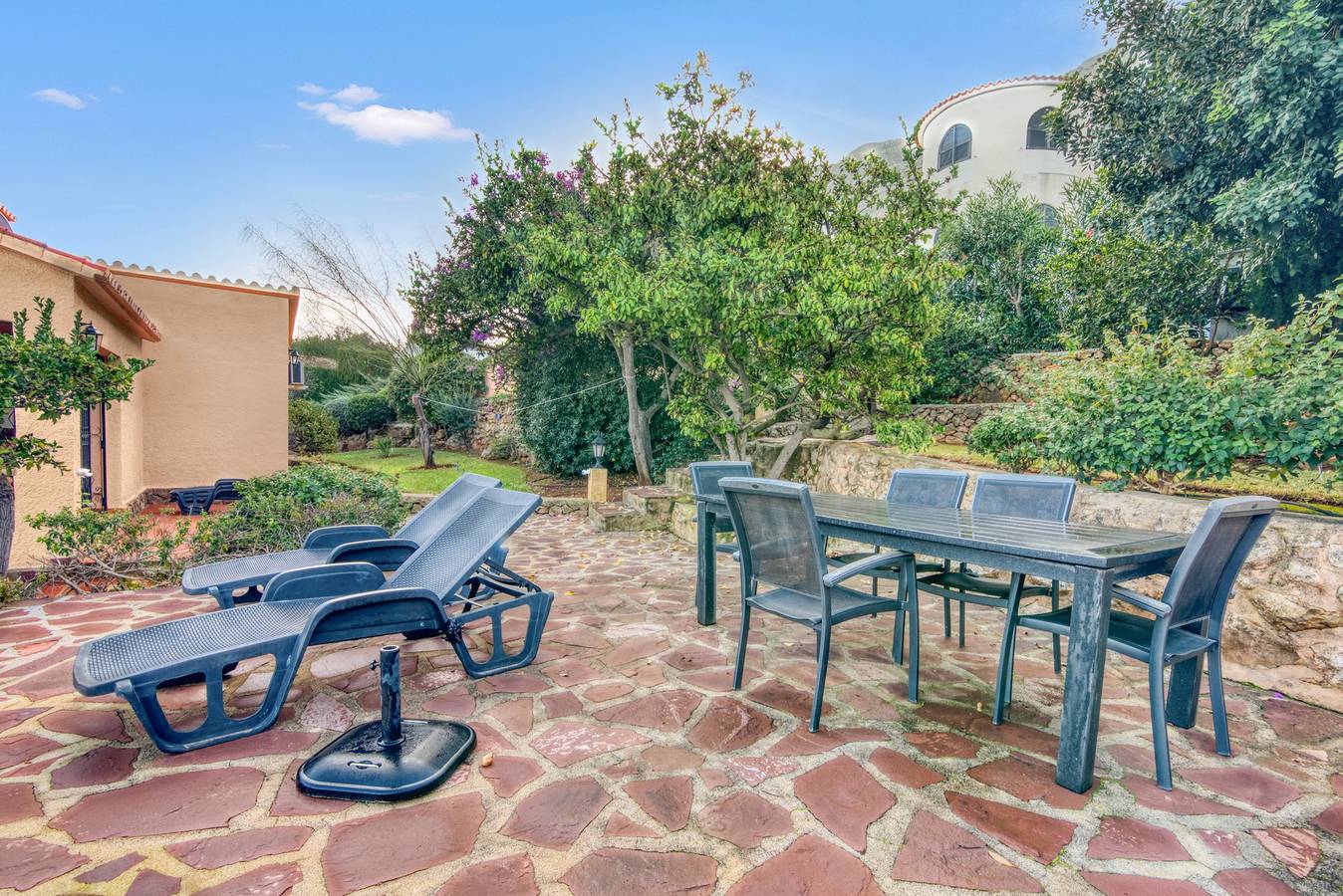 Villa 'Ángela' con vistas al mar, Wi-Fi y aire acondicionado in Montgó, Dénia