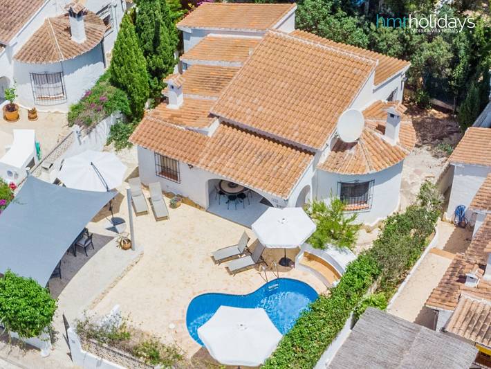Location de vacances pour 6 personnes, avec terrasse et jardin à Teulada