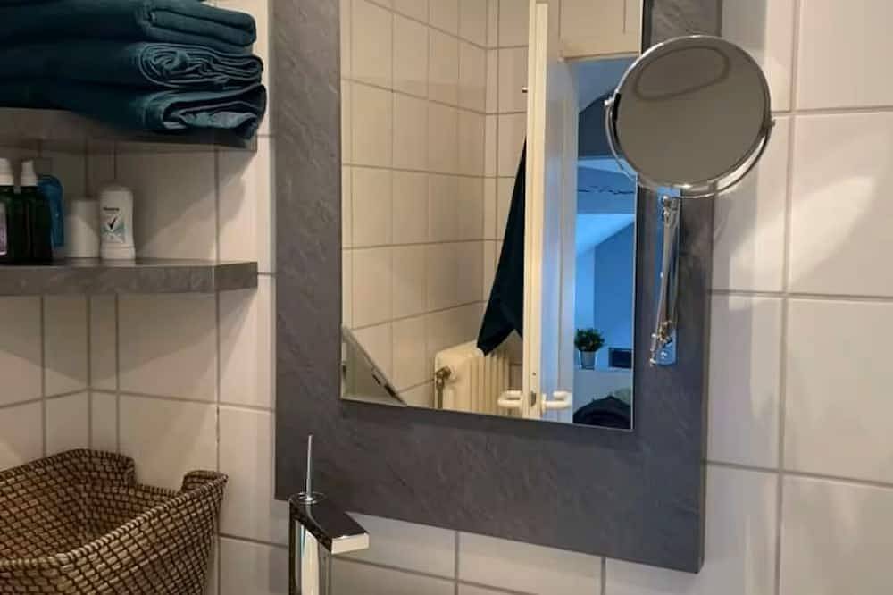 Ganze Wohnung, Loft mit Kamin – außergewöhnliches Apartment mit Charme in Karlsdorf-Neuthard, Rheinebene