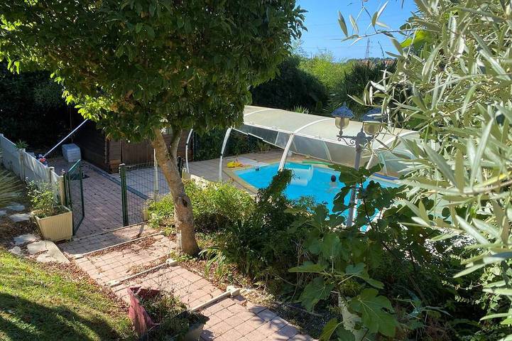 Apartamento de vacaciones para 4 personas, con piscina y jardín - 1