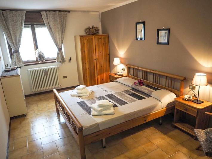 Chambre d’hôte pour 5 personnes, avec Terrasse ainsi que Jardin et Vue