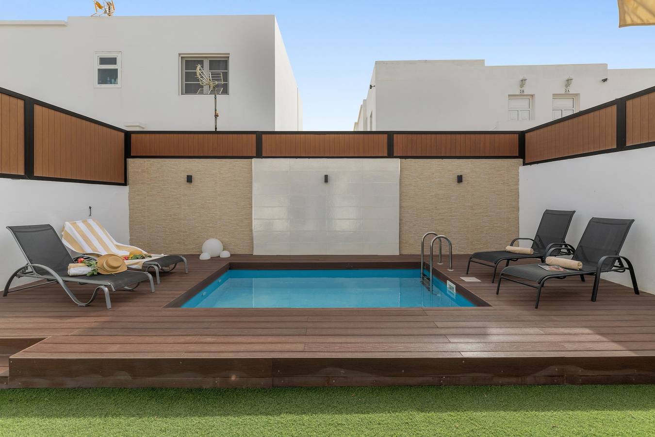 Vacation Villa 'Berkana De Lujo Con Piscina' with Private Pool, Wi-Fi and Air Conditioning in Honda Beach, San Bartolomé