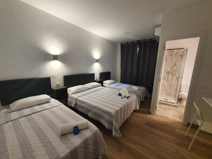 BnB für 2 Personen, mit Ausblick in Madrid