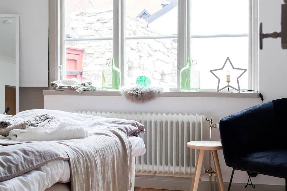 Einzigartiges Haus in der Innenstadt von Visby neben der Ruine St. Karin - 8 Betten - großer Garten in Visby, Gotland