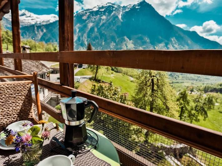 Ferienwohnung für 4 Personen, mit Balkon und Terrasse sowie Garten und Ausblick