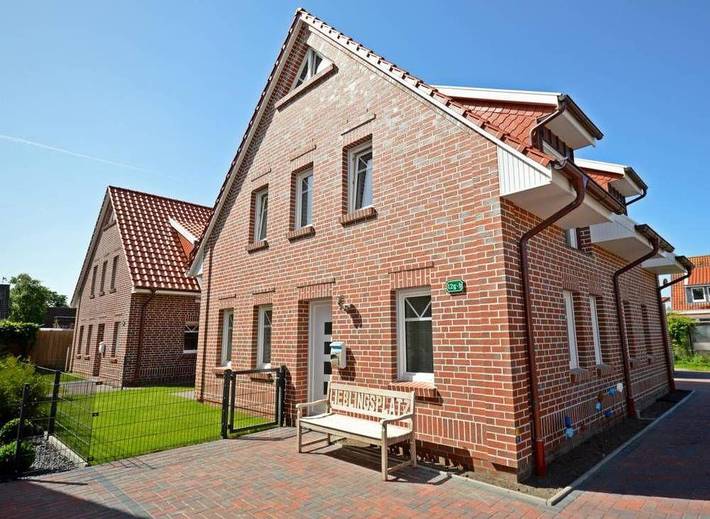 Ferienhaus für 4 Personen, mit Terrasse und Garten in Norden