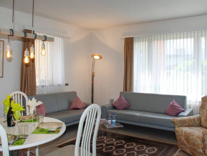 Ferienwohnung für 4 Personen, mit Terrasse und Garten - 1