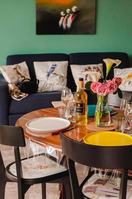 Gîte pour 4 personnes, avec vue et vue sur le lac ainsi que sauna et terrasse, animaux acceptés à Saint-Lô - 3