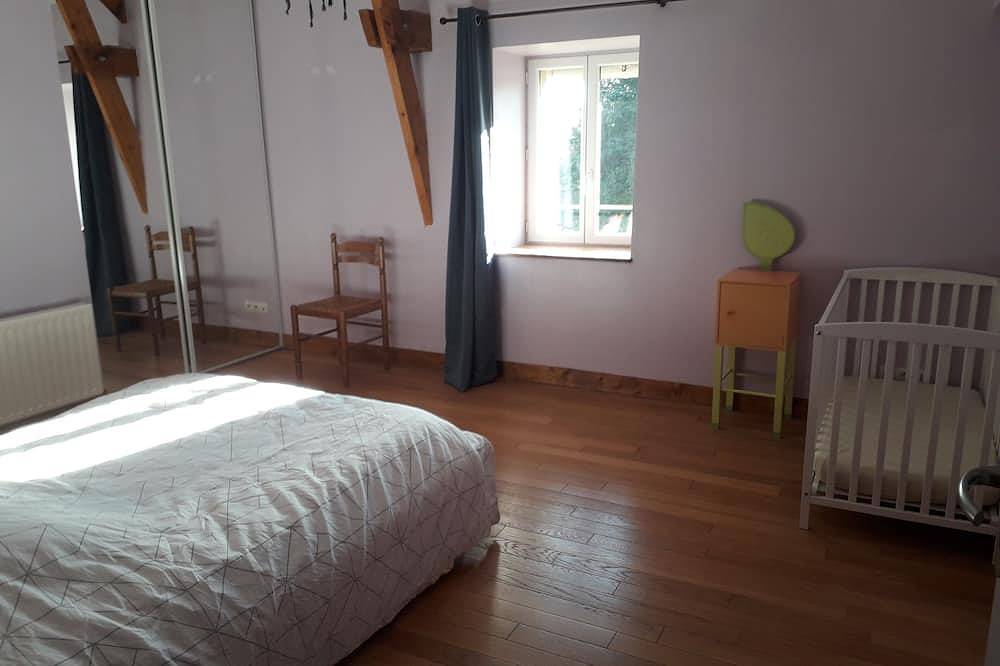 Holidays House , Normandy, Gîte dans les marais de Carentan -wifi in Saint-Georges-de-Bohon, Côte de la Déroute
