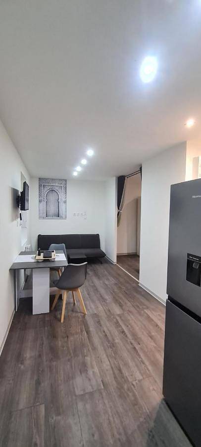 Gîte pour 3 personnes, avec vue et jardin à Knutange - 2
