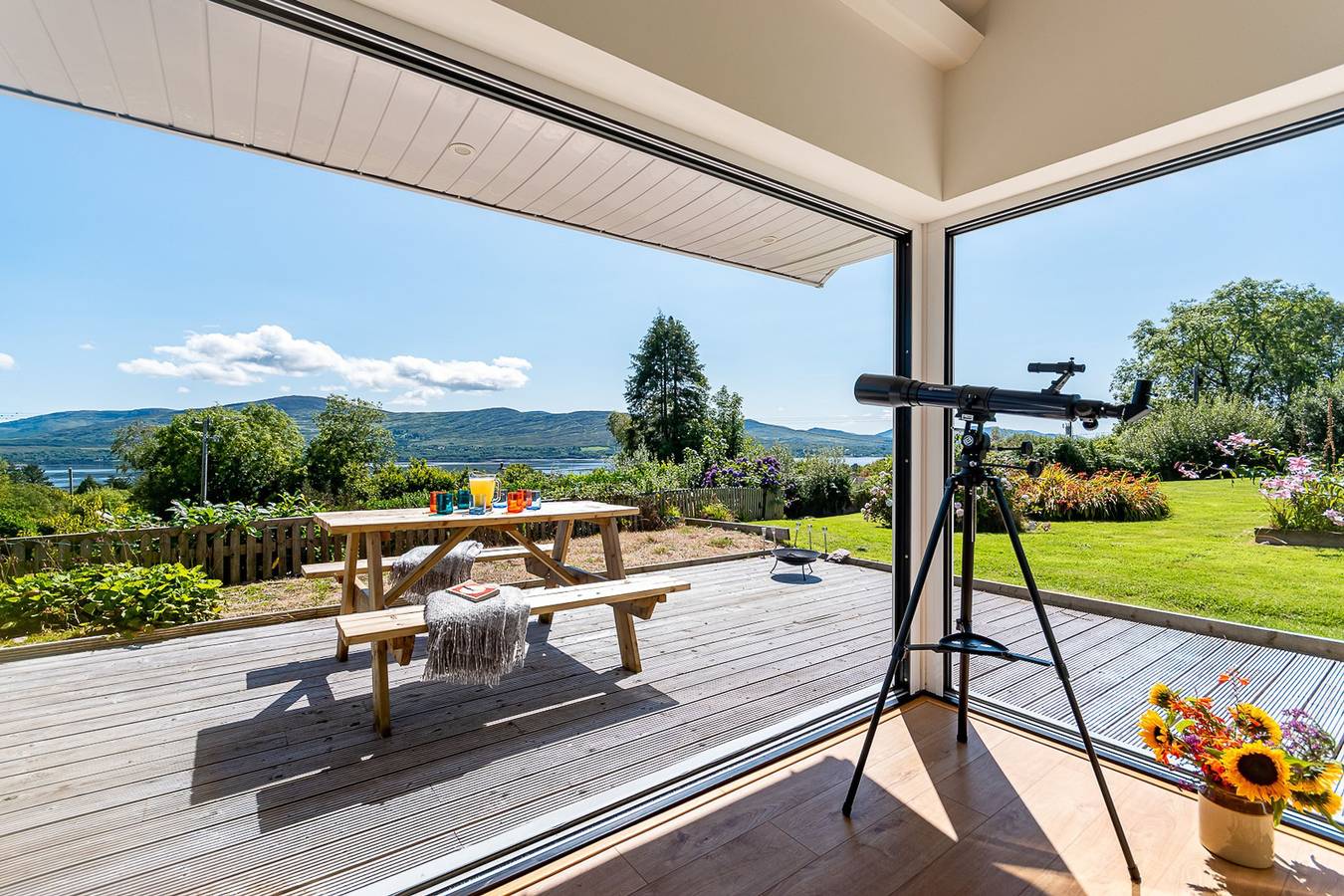 Beechlawn overlooking Kenmare Bay in Contea di Kerry